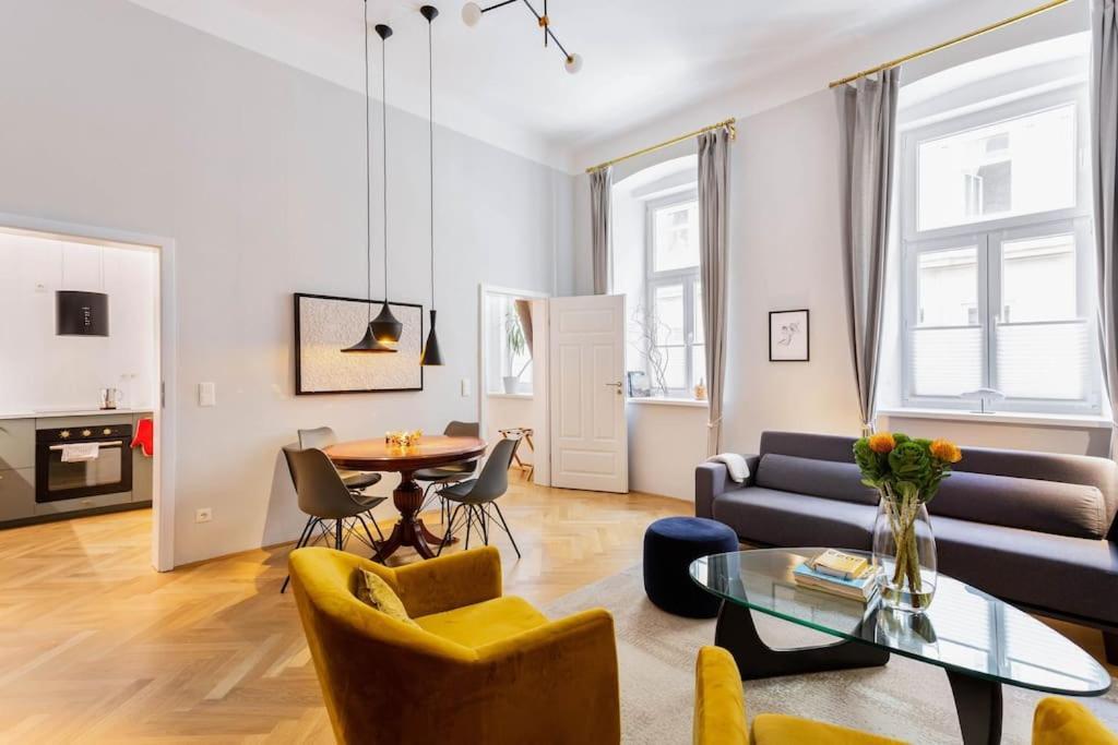 Апартаменты Center Apt In Best Area Near Park & Danube 20'To Airport Вена Экстерьер фото